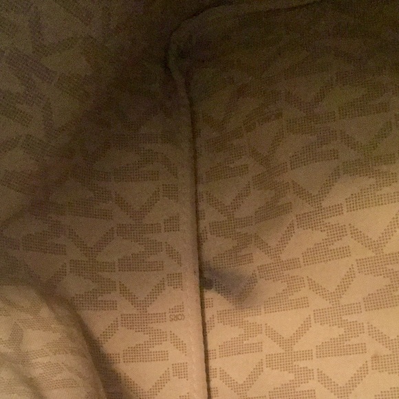 Handbag - Picture 4 of 8